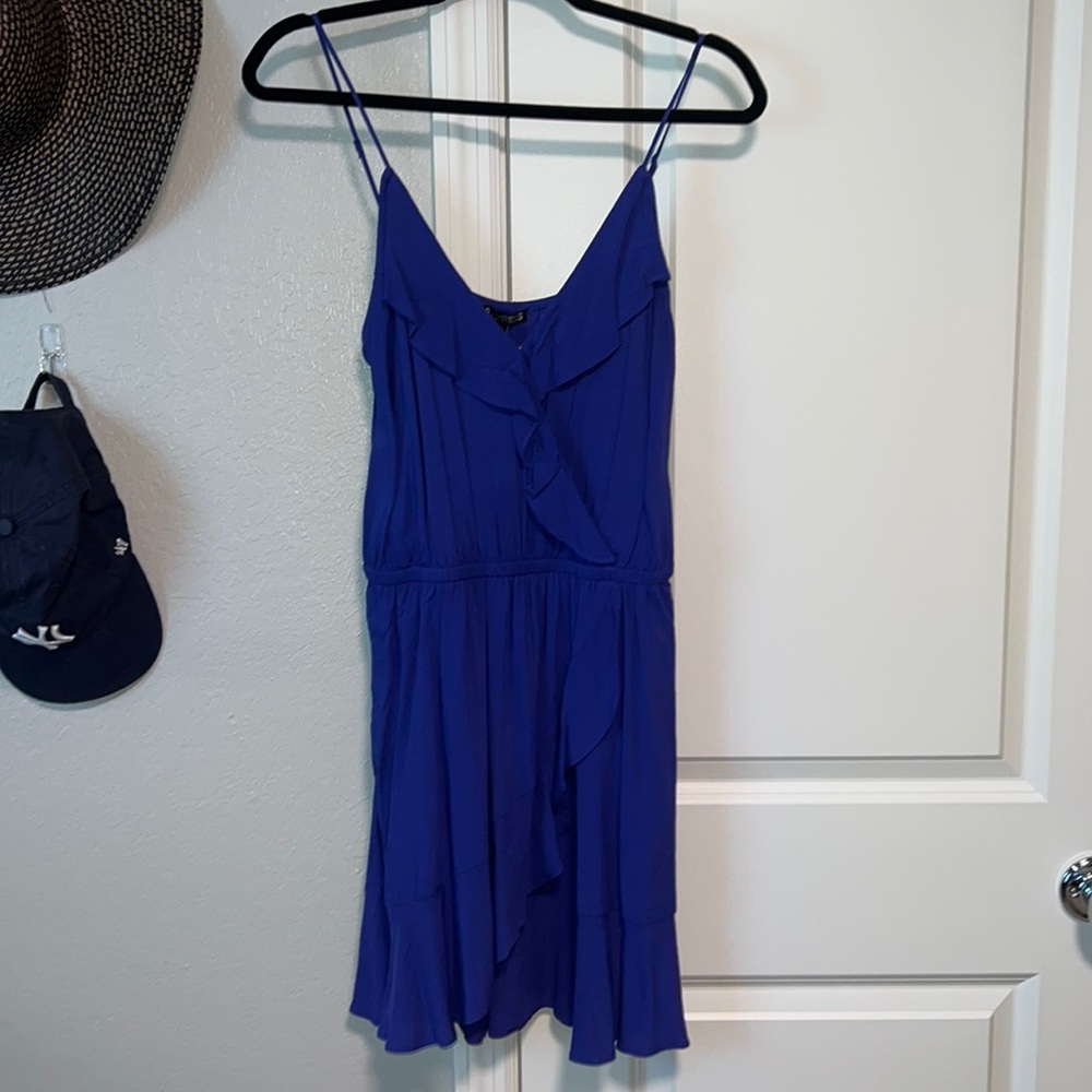 Express Ruffle Dress… Ready for your next cruise, date night or outdoor event!